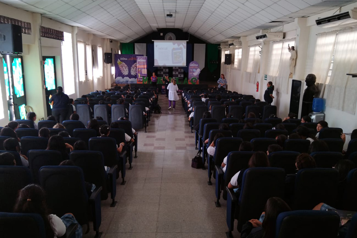 Rompamos el ciclo educando - Íntima Ecuador