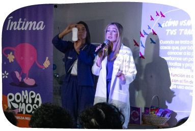 Íntima - Rompamos la Pobreza Menstrual - Ayudando